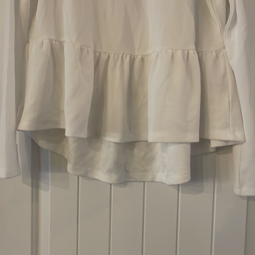 White High Low Ruffle Top - Picture 3 of 4
